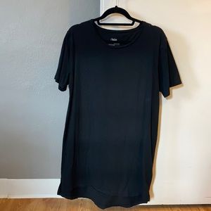 Long Street-Style t-shirt